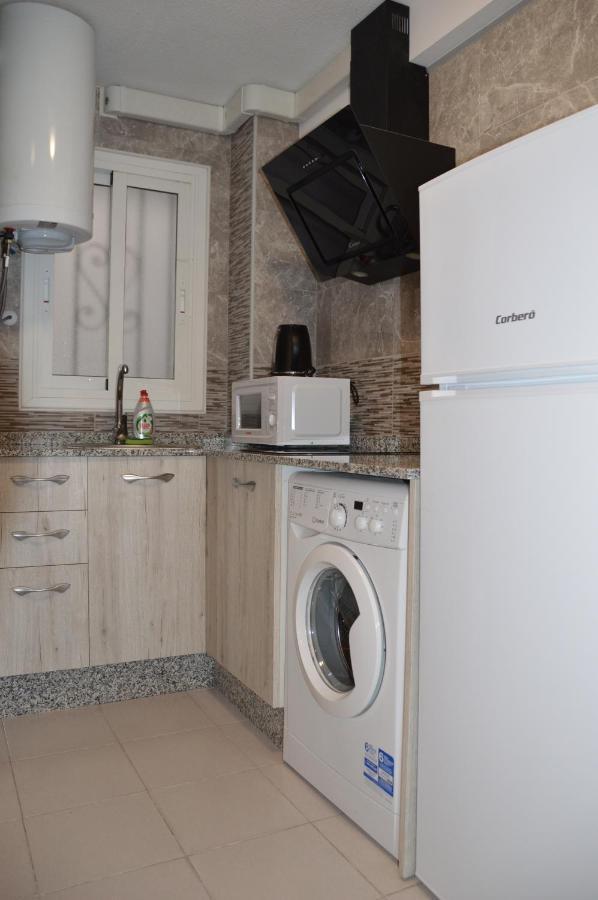 Marconi Anis Primera Linea Benidorm Luaran gambar